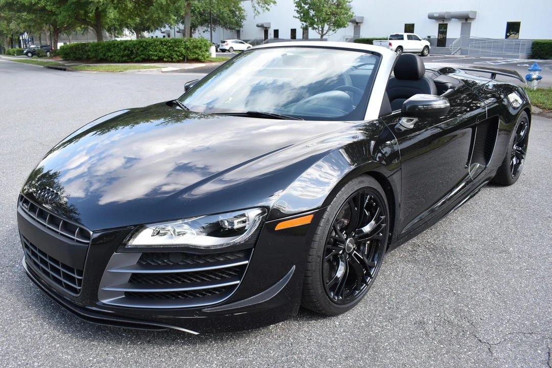 2012 Audi 42 R8 - Image 3 of 9
