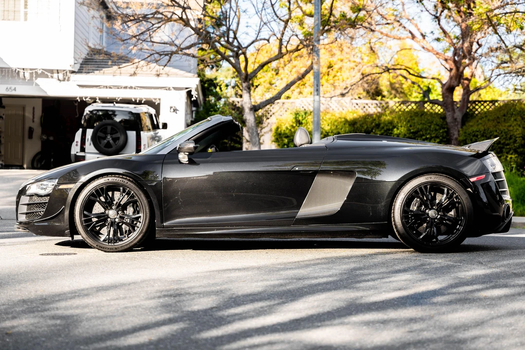 2012 Audi 42 R8 - Image 8 of 31