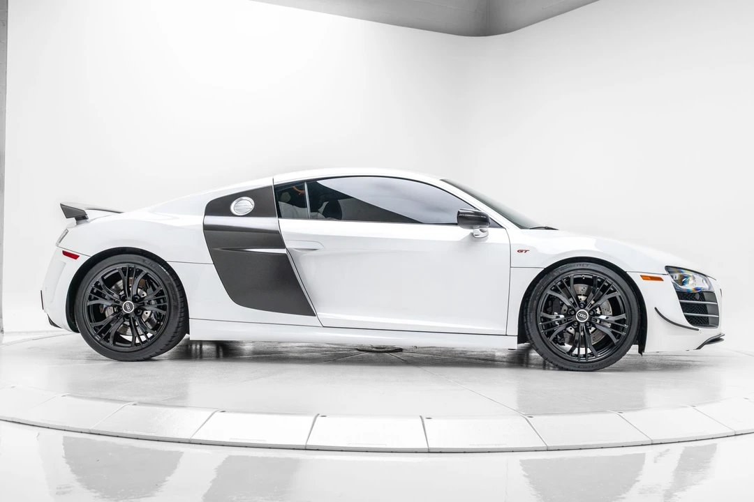 2012 Audi 42 R8 - Image 17 of 31