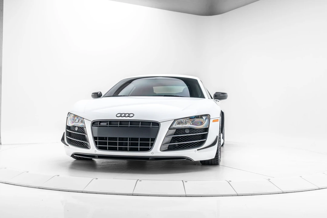 2012 Audi 42 R8 - Image 8 of 31