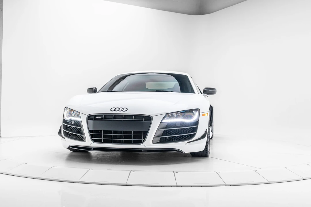 2012 Audi 42 R8 - Image 7 of 31