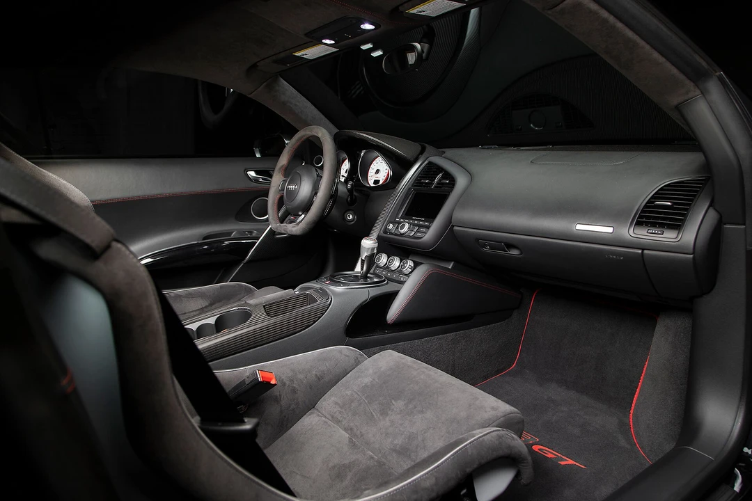 2012 Audi 42 R8 - Image 15 of 31
