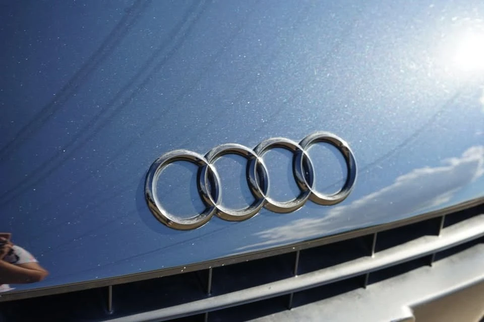 2012 Audi 42 R8 - Image 4 of 20