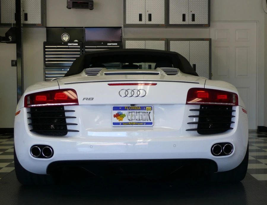 2012 Audi 42 R8 - Image 2 of 4