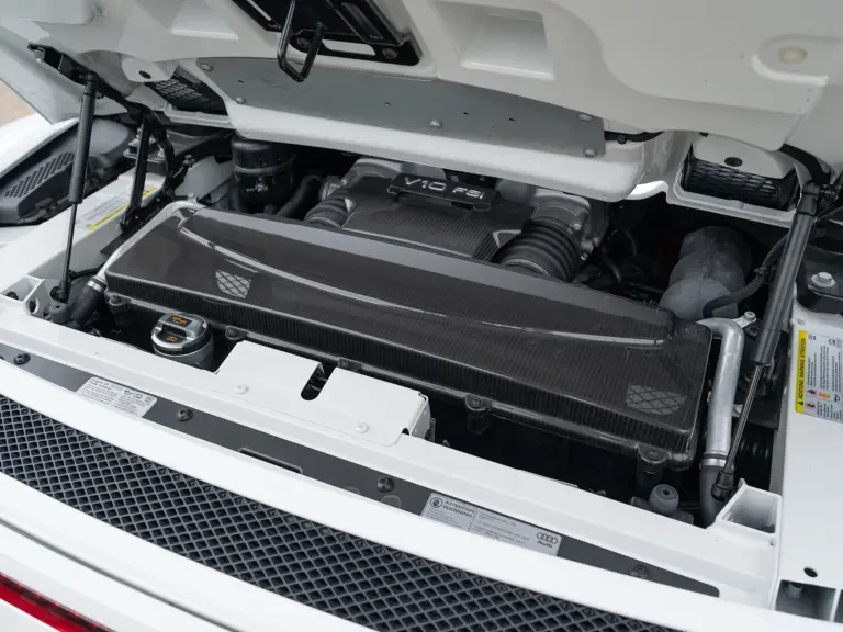 2012 Audi 42 R8 - Image 4 of 31