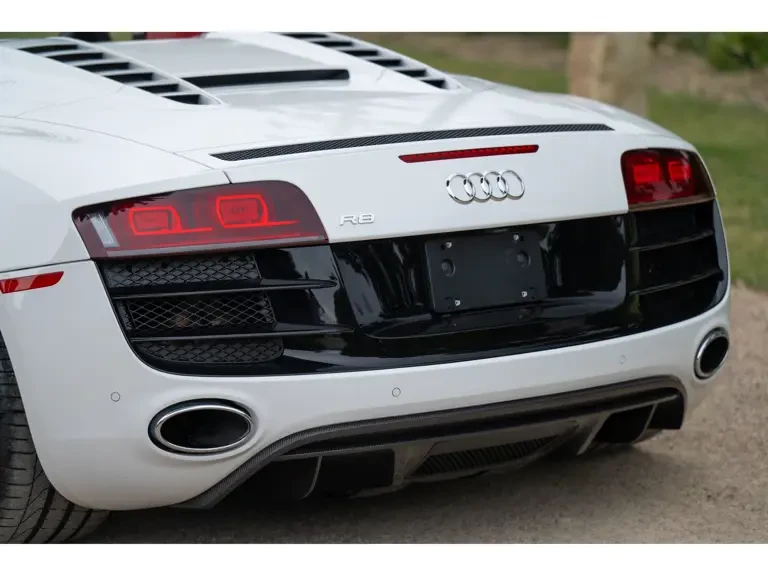 2012 Audi 42 R8 - Image 17 of 31