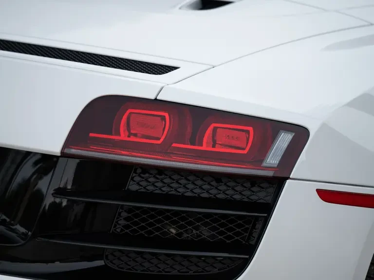 2012 Audi 42 R8 - Image 22 of 31