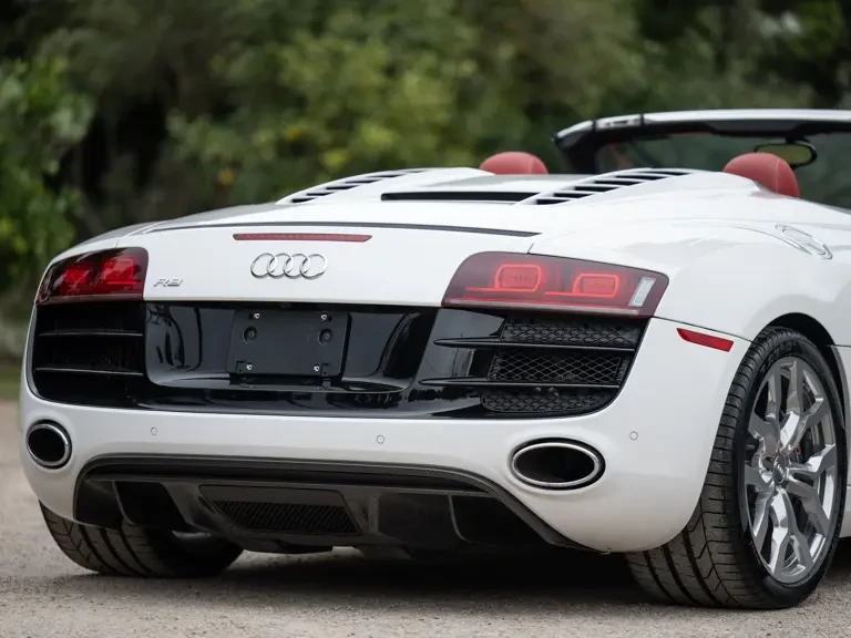 2012 Audi 42 R8 - Image 12 of 31