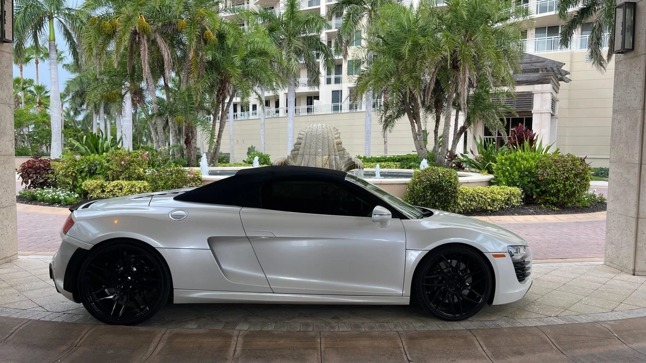 2012 Audi 42 R8 - Image 16 of 31