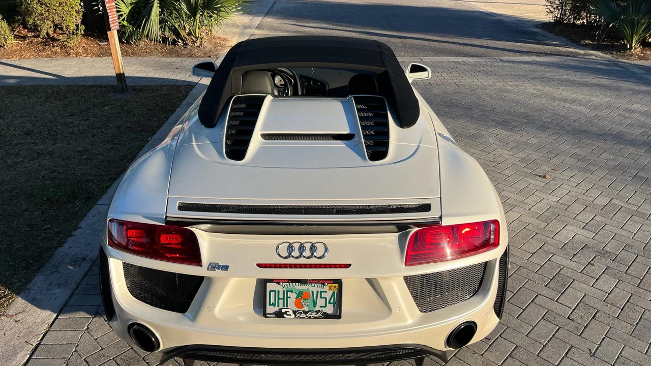 2012 Audi 42 R8 - Image 19 of 31