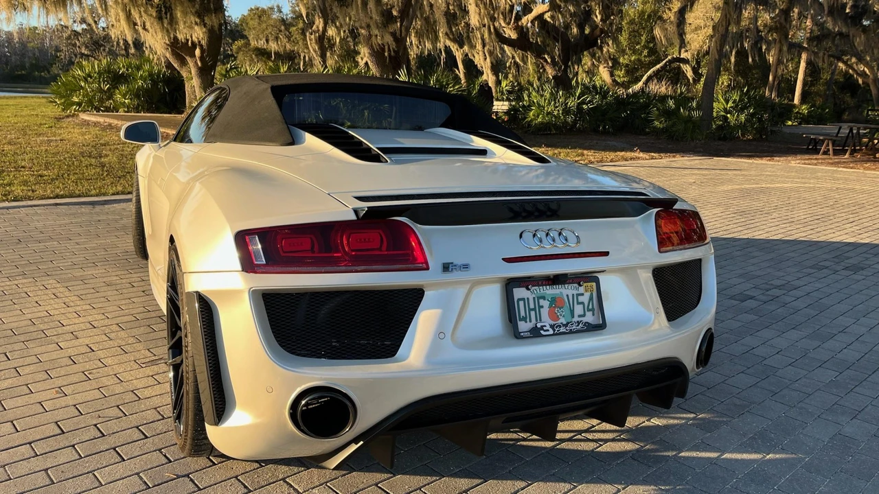 2012 Audi 42 R8 - Image 21 of 31