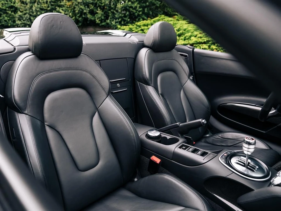 2012 Audi 42 R8 - Image 7 of 21