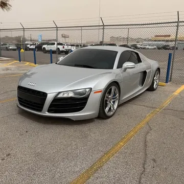 2012 Audi R8 Standard