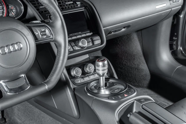2012 Audi 42 R8 - Image 9 of 10