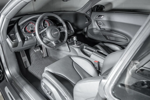 2012 Audi 42 R8 - Image 6 of 10