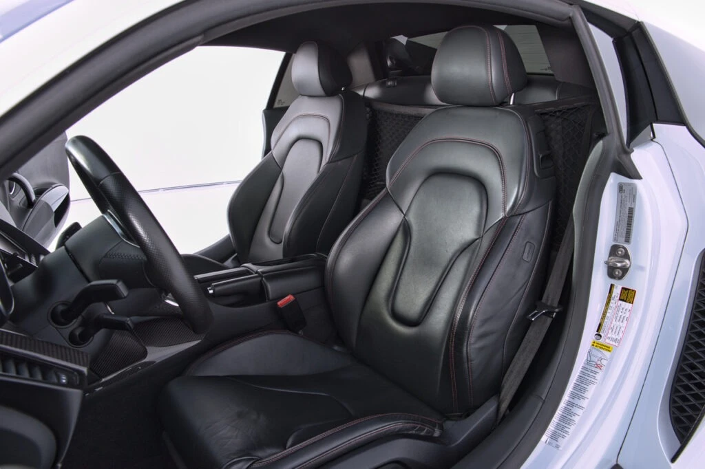 2012 Audi 42 R8 - Image 24 of 31