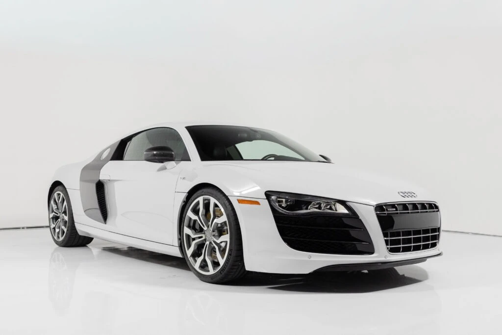 2012 Audi 42 R8 - Image 2 of 31