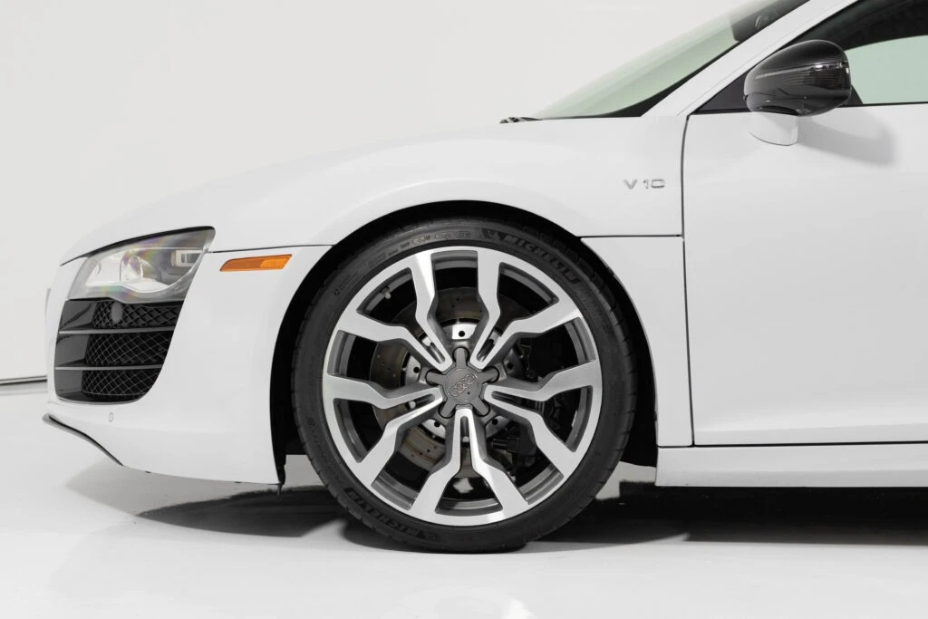 2012 Audi 42 R8 - Image 6 of 31