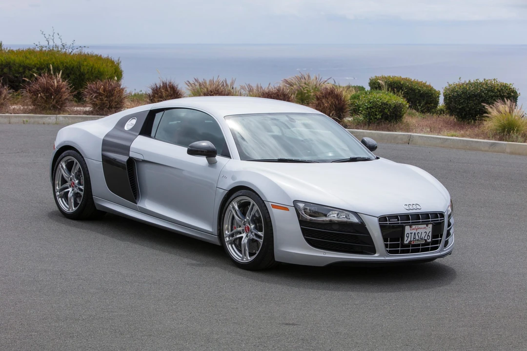 2012 Audi 42 R8 - Image 7 of 31