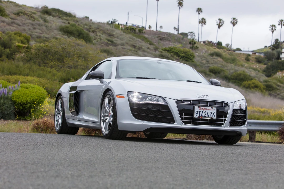 2012 Audi 42 R8 - Image 9 of 31