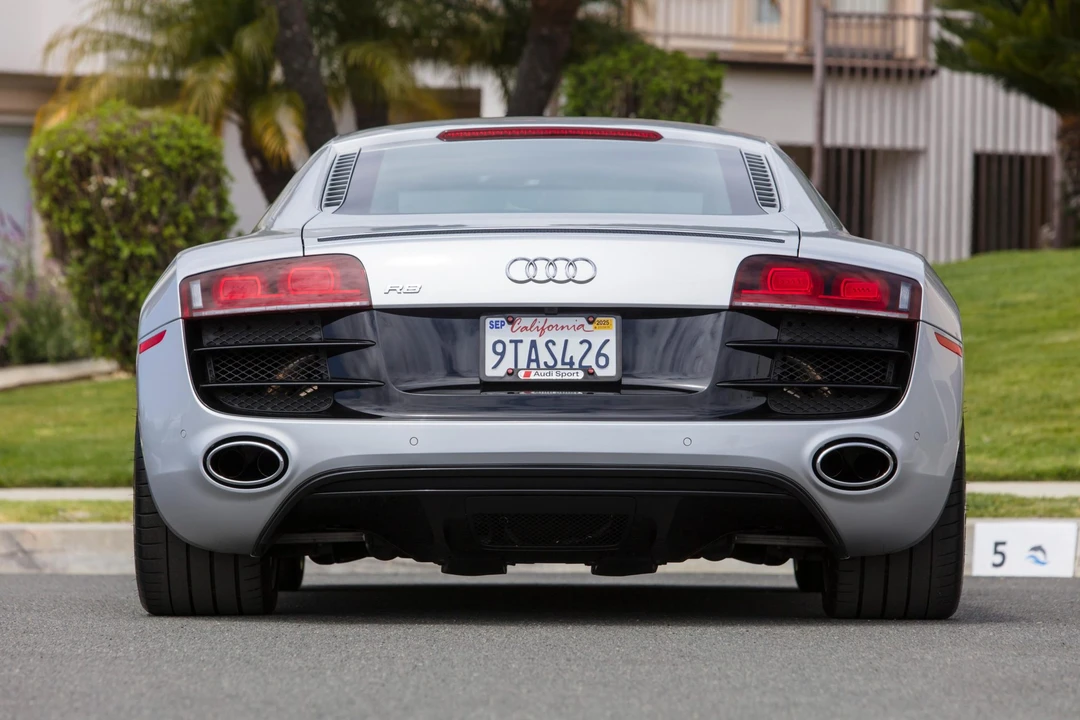 2012 Audi 42 R8 - Image 27 of 31