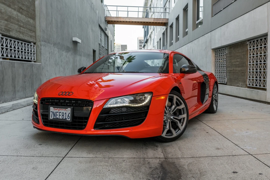 2012 Audi 42 R8 - Image 2 of 31