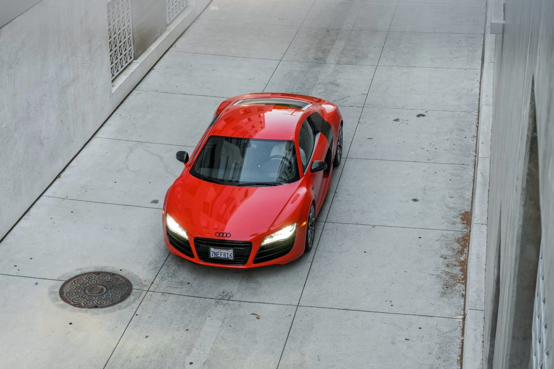 2012 Audi 42 R8 - Image 14 of 31
