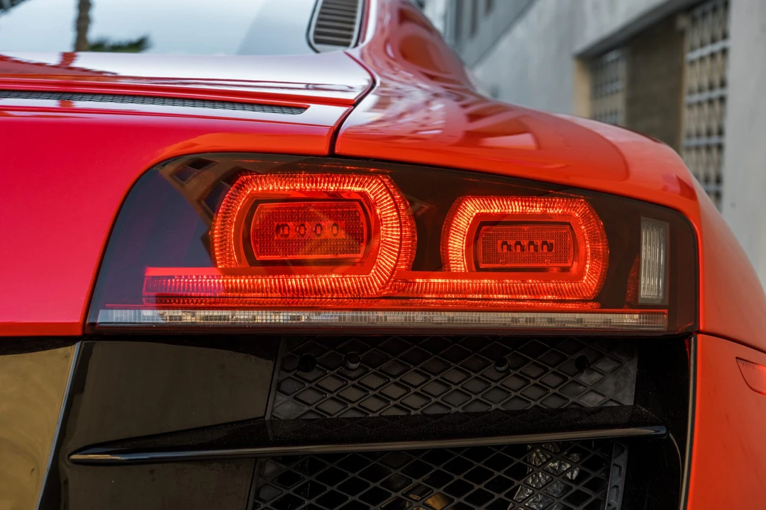 2012 Audi 42 R8 - Image 28 of 31