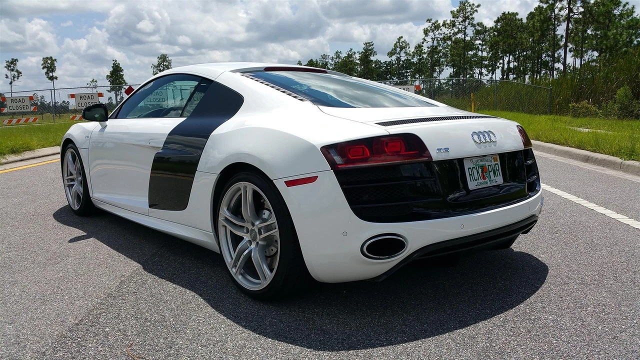 2012 Audi 42 R8 - Image 12 of 31