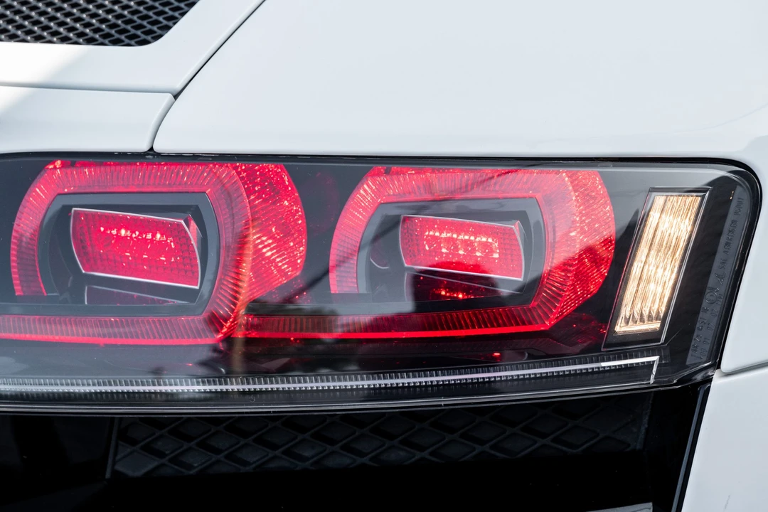 2012 Audi 42 R8 - Image 17 of 31