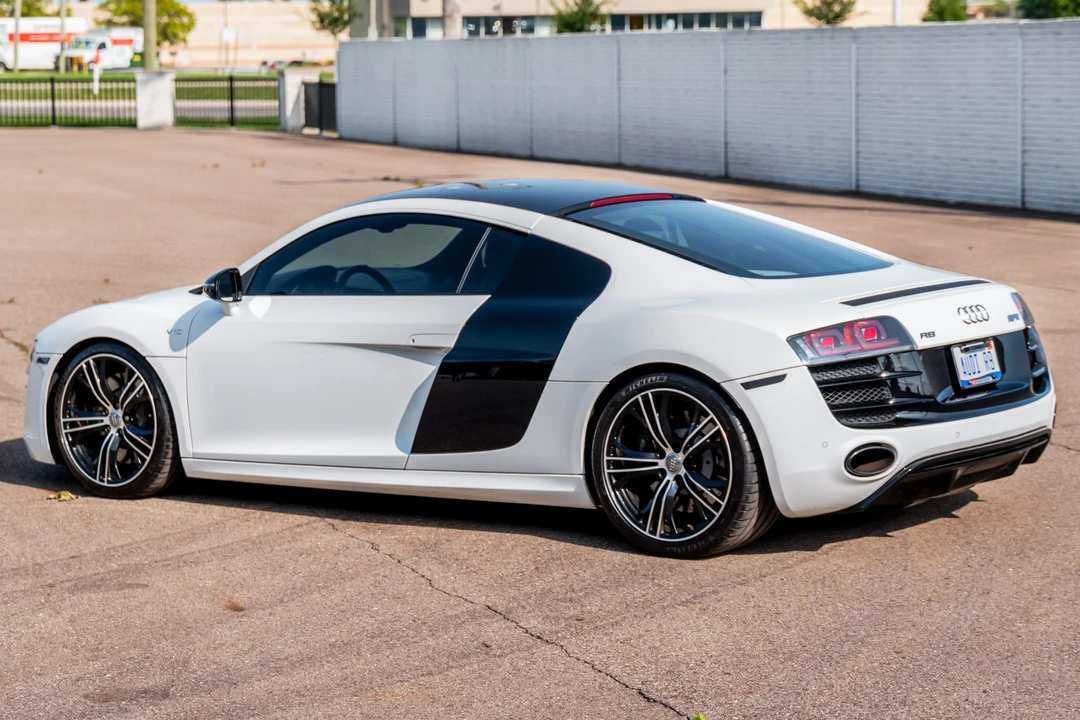 2012 Audi 42 R8 - Image 7 of 31