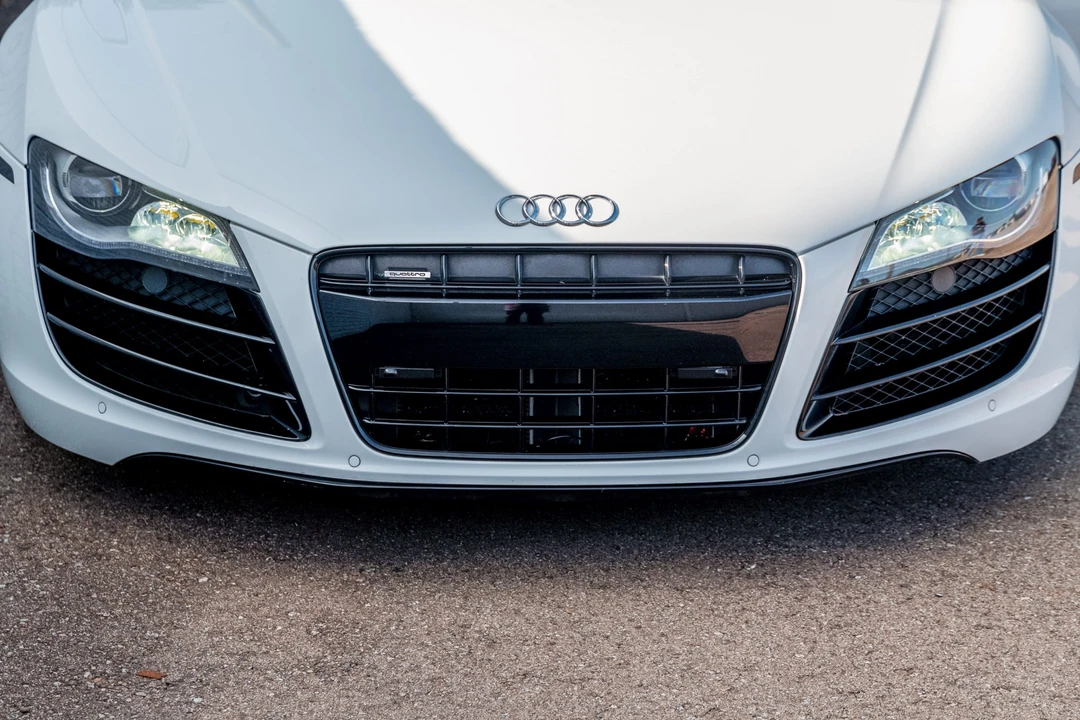 2012 Audi 42 R8 - Image 9 of 31