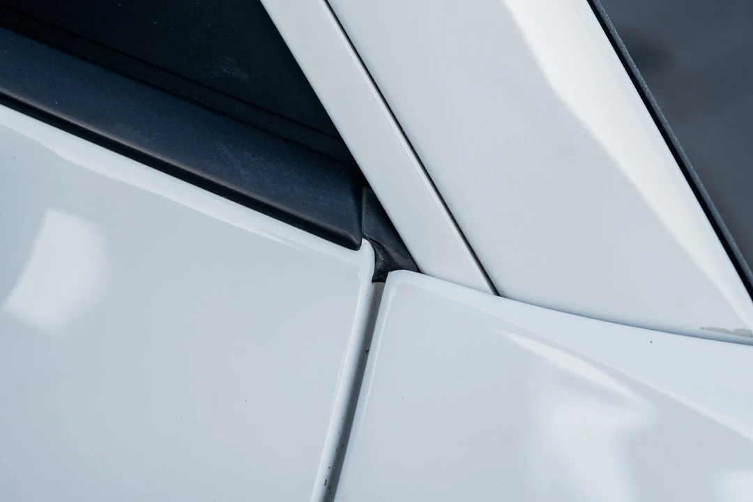 2012 Audi 42 R8 - Image 20 of 31