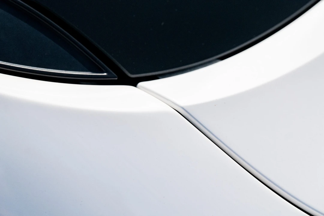 2012 Audi 42 R8 - Image 26 of 31