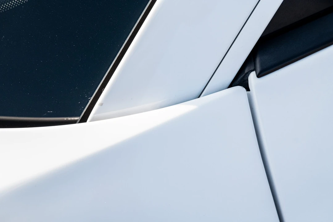 2012 Audi 42 R8 - Image 25 of 31