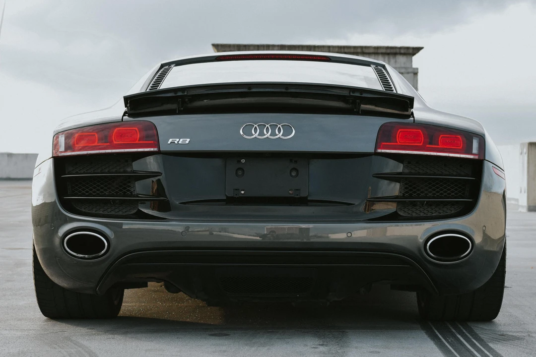 2012 Audi 42 R8 - Image 5 of 31