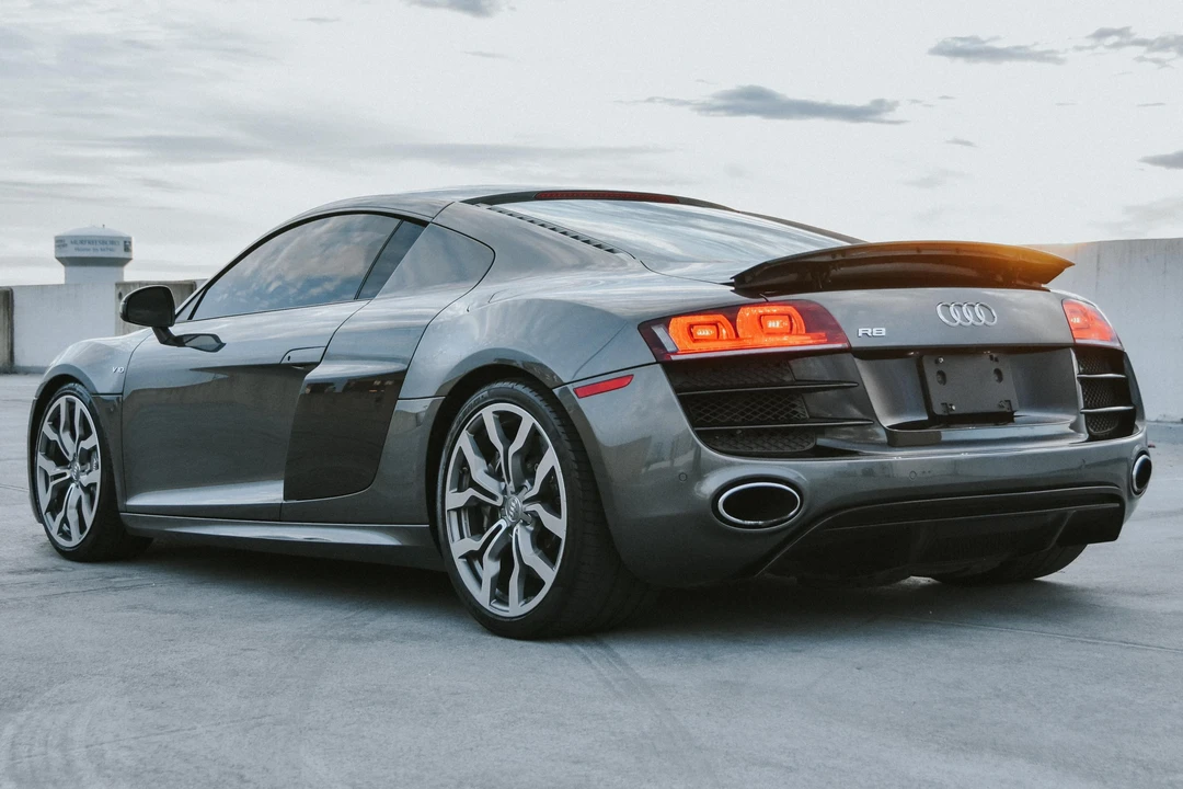 2012 Audi 42 R8 - Image 4 of 31