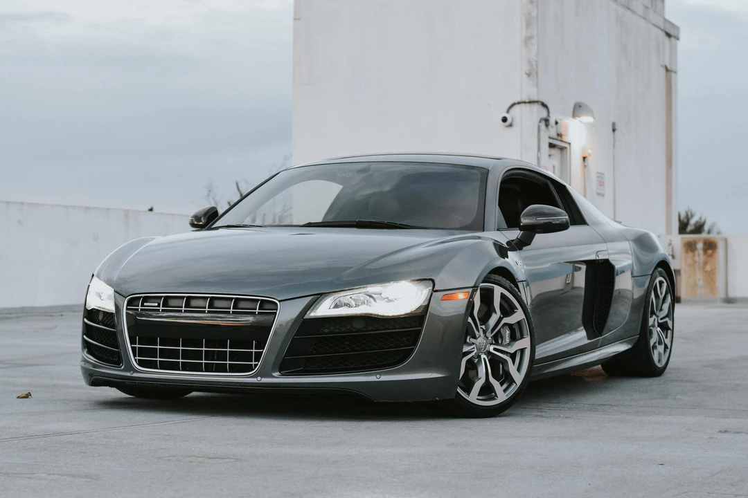 2012 Audi 42 R8 - Image 8 of 31