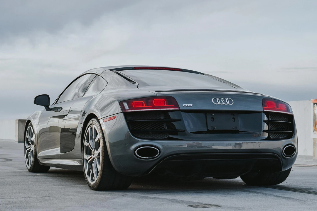 2012 Audi 42 R8 - Image 12 of 31