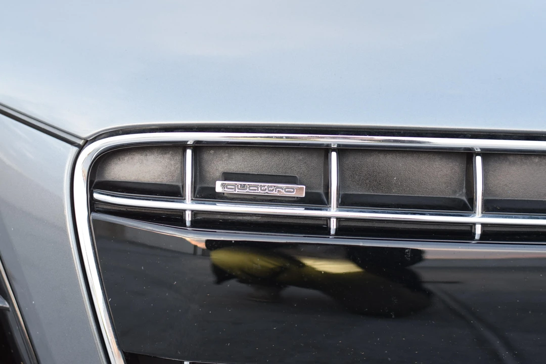 2012 Audi 42 R8 - Image 23 of 31