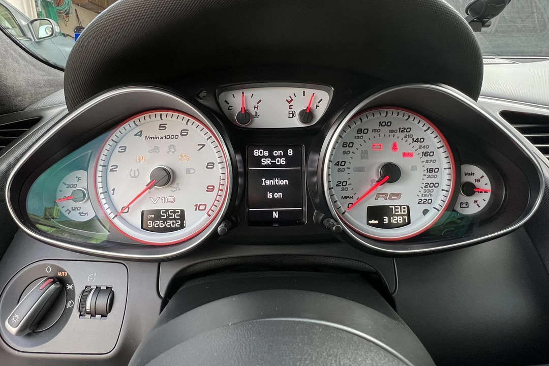 2012 Audi 42 R8 - Image 9 of 9