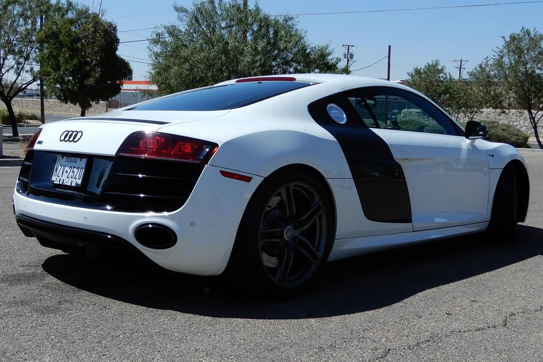 2012 Audi 42 R8 - Image 4 of 9