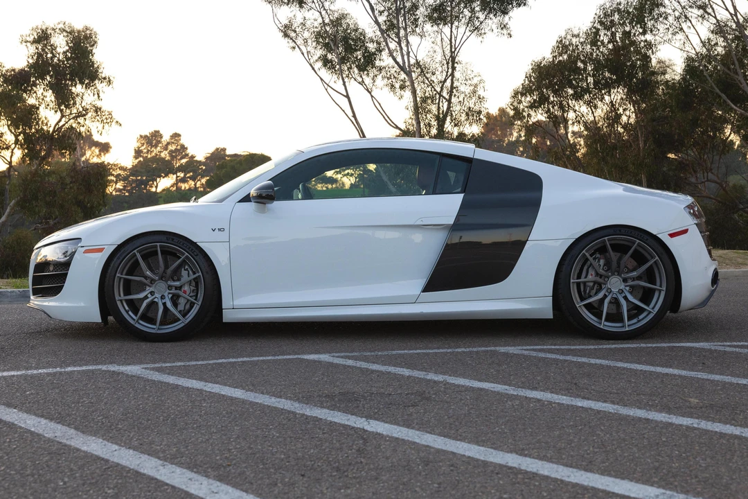 2012 Audi 42 R8 - Image 3 of 31