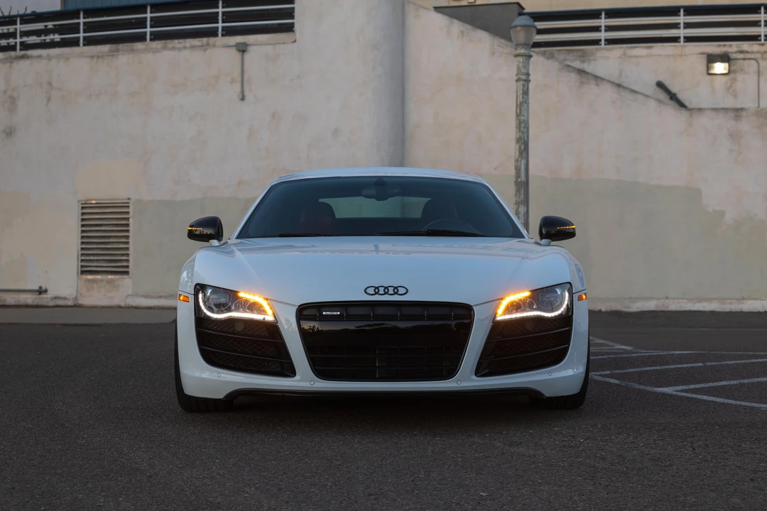 2012 Audi 42 R8 - Image 7 of 31