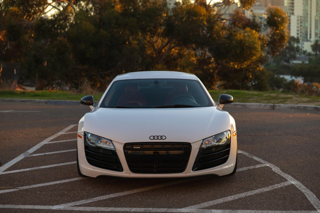2012 Audi 42 R8 - Image 6 of 31