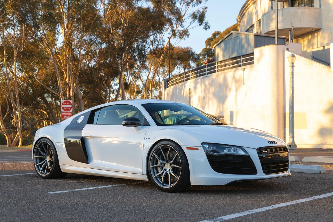 2012 Audi 42 R8 - Image 25 of 31