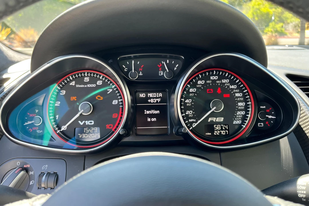 2012 Audi 42 R8 - Image 31 of 31