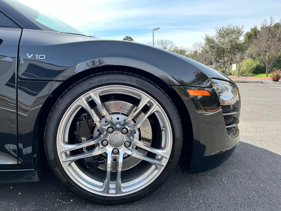 2012 Audi 42 R8 - Image 27 of 31