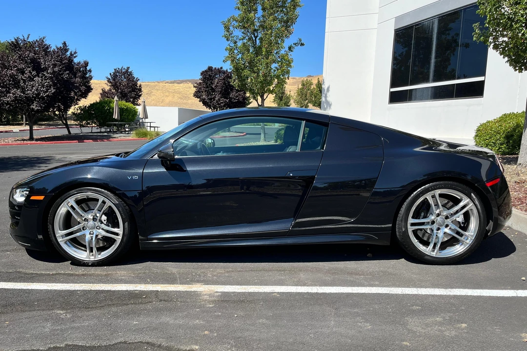 2012 Audi 42 R8 - Image 3 of 31