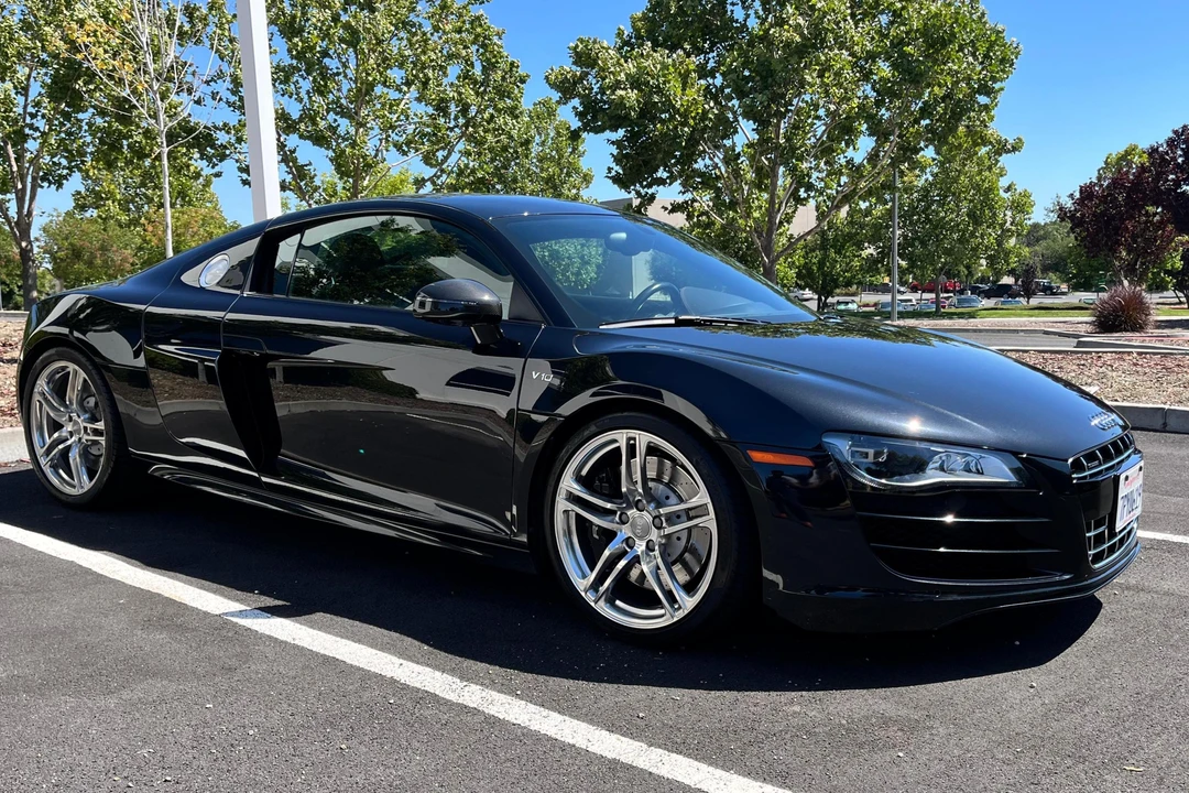 2012 Audi 42 R8 - Image 8 of 31